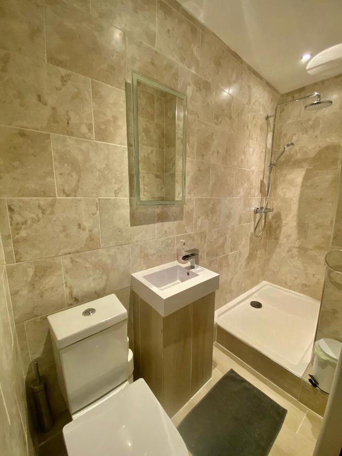 Clover Cottage Beeley Ngoại thất bức ảnh