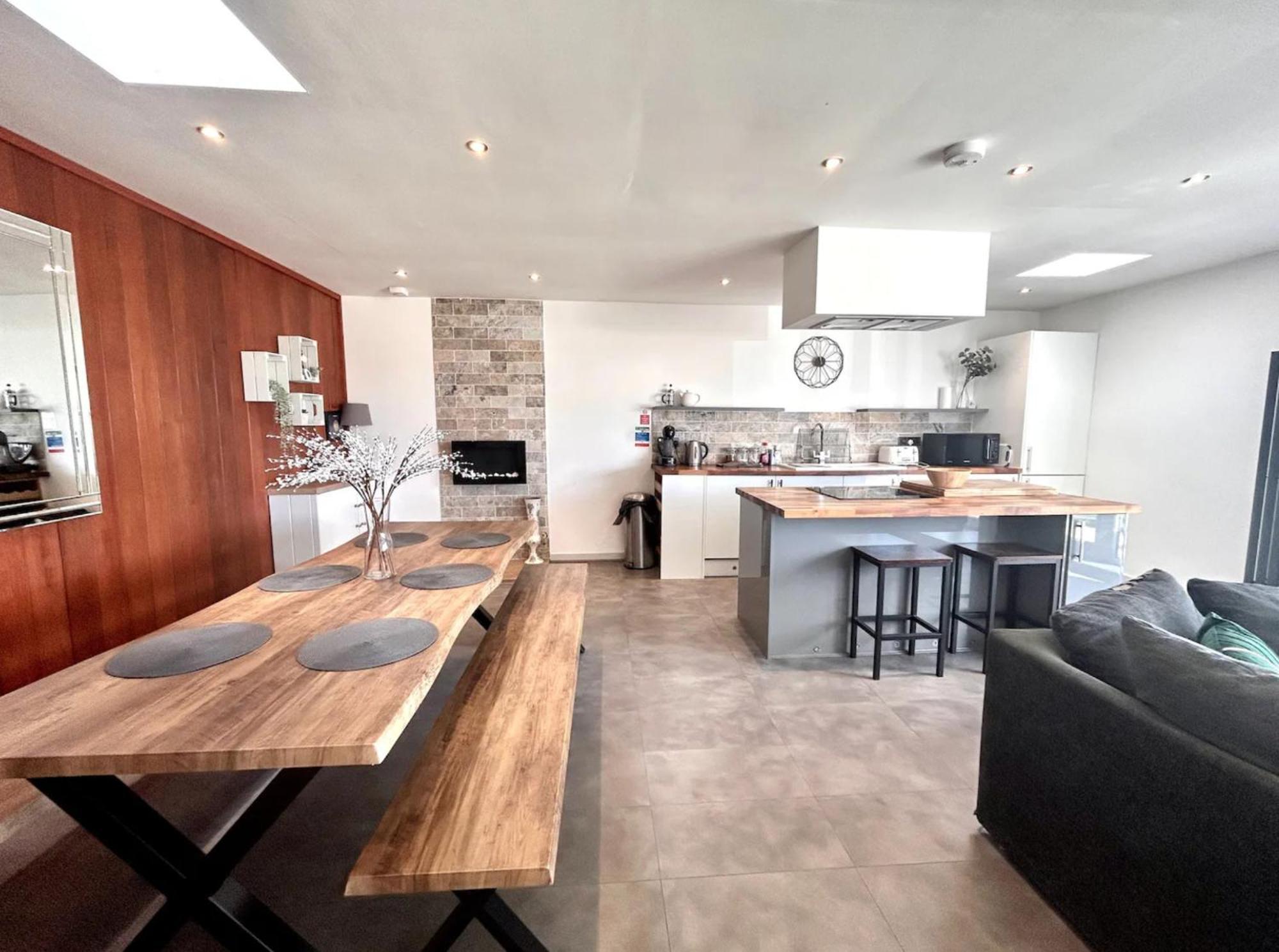 Clover Cottage Beeley Ngoại thất bức ảnh